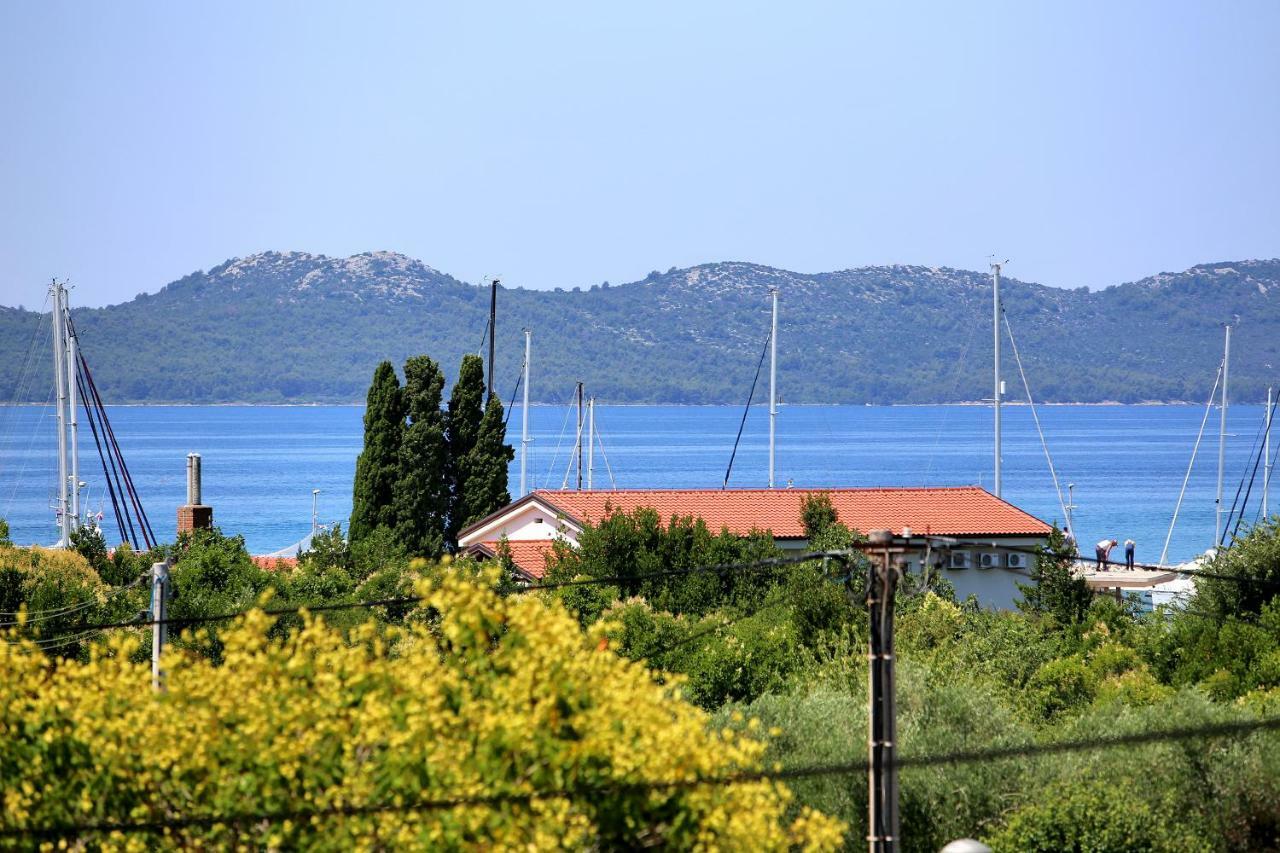 Apartments Mara Zadar Exteriör bild